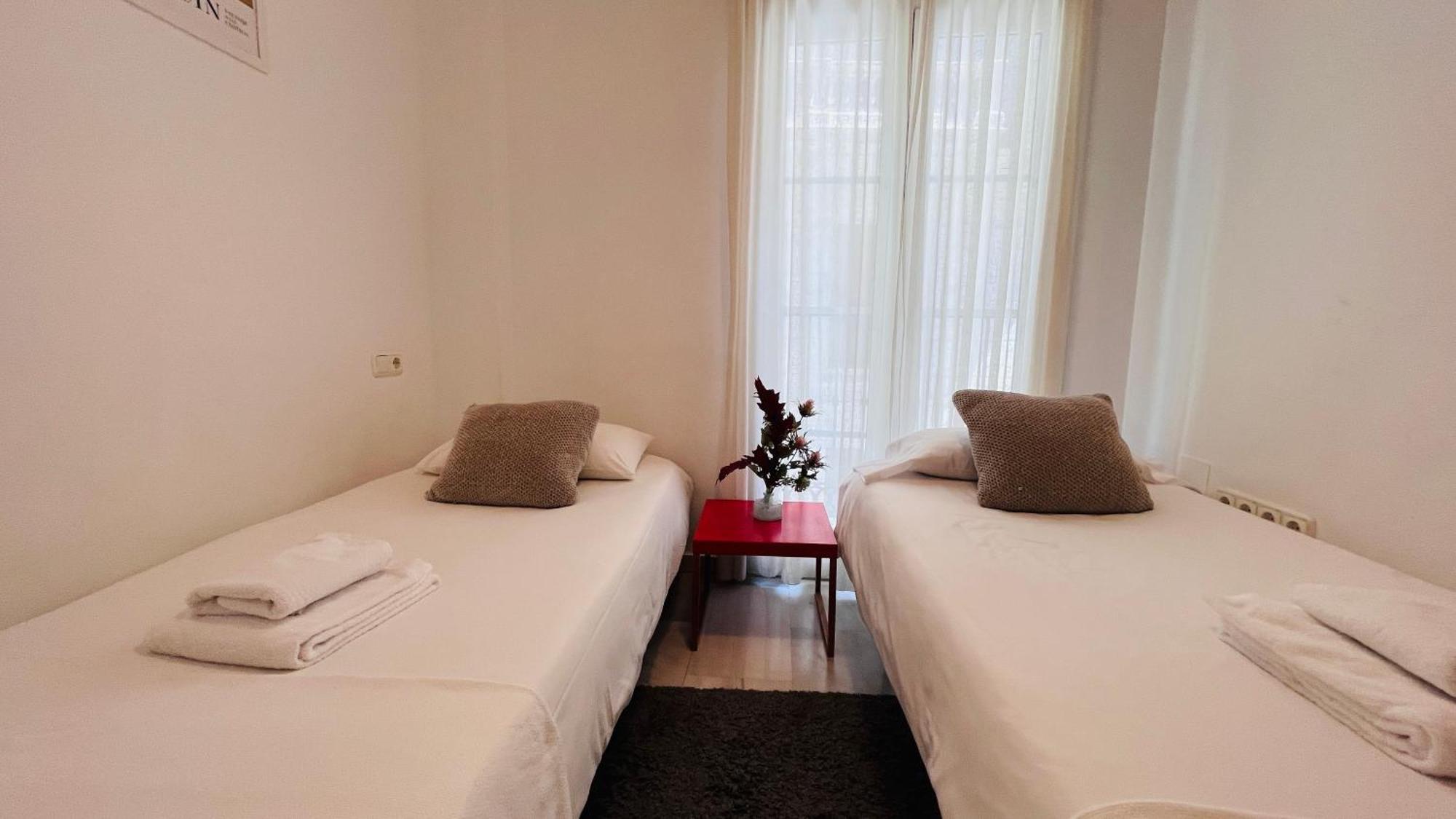 Homely Malaga Atarazanas Екстериор снимка