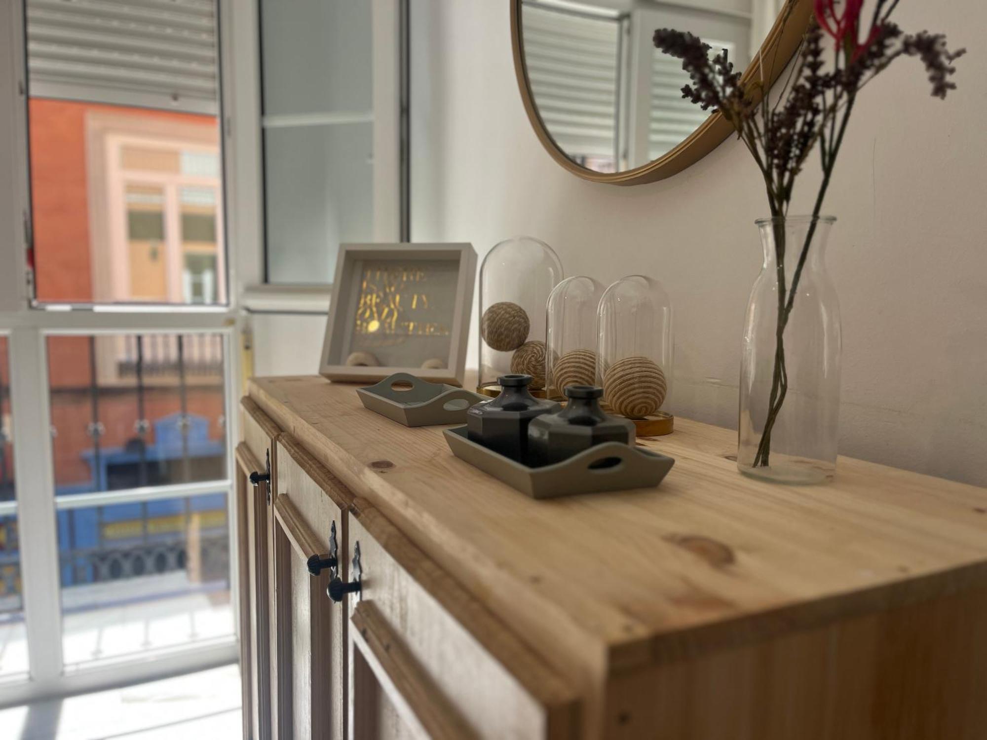 Homely Malaga Atarazanas Екстериор снимка